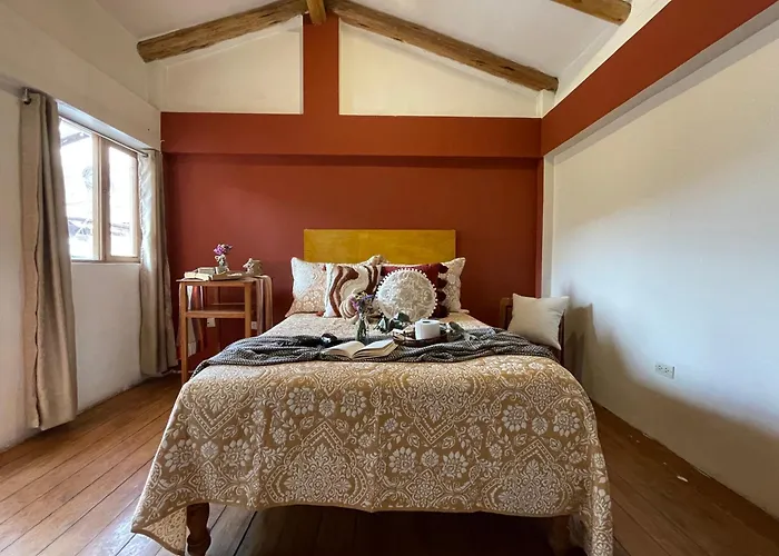 Casa Paqocha - & Garden - Shared Kitchen And Hot Water ウルバンバ