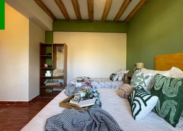 Casa Paqocha - & Garden - Shared Kitchen And Hot Water ゲストハウス