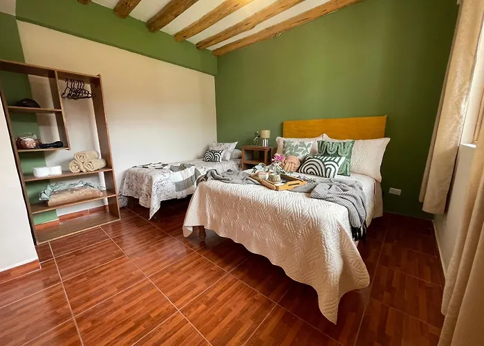 Casa Paqocha - & Garden - Shared Kitchen And Hot Water ゲストハウス 4*