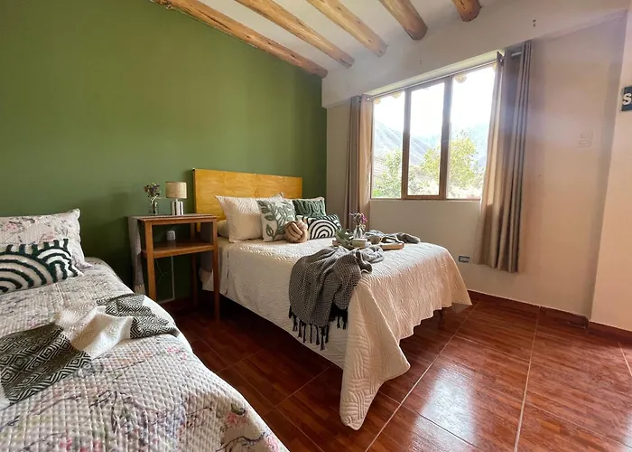 ゲストハウス Casa Paqocha - & Garden - Shared Kitchen And Hot Water 4*
