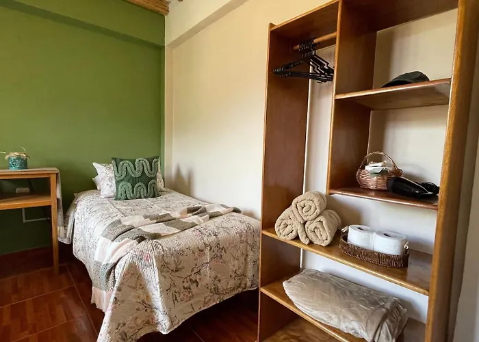 ゲストハウス Casa Paqocha - & Garden - Shared Kitchen And Hot Water ウルバンバ