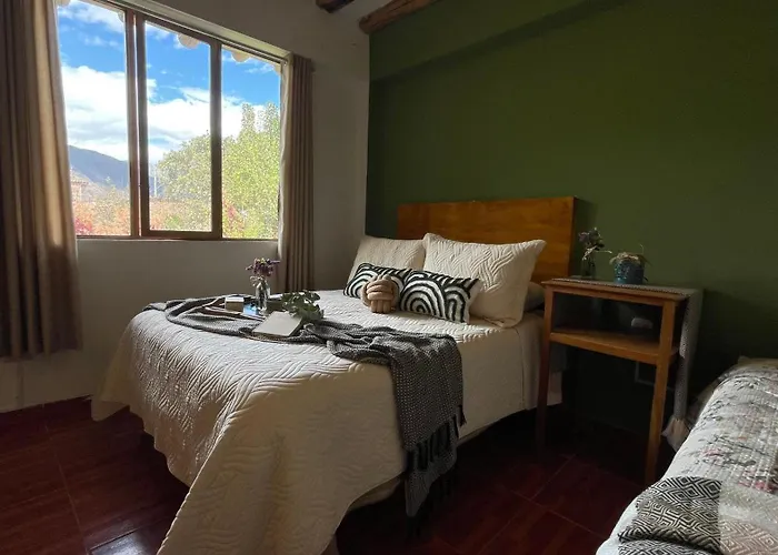 Casa Paqocha - & Garden - Shared Kitchen And Hot Water 4* ウルバンバ