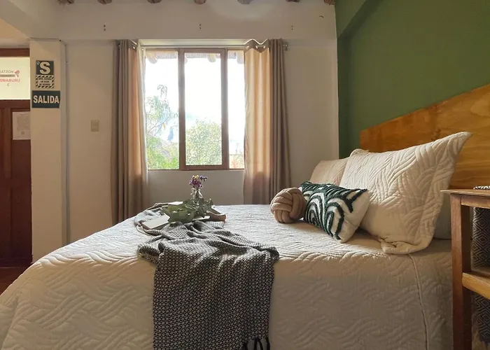 Casa Paqocha - & Garden - Shared Kitchen And Hot Water ゲストハウス