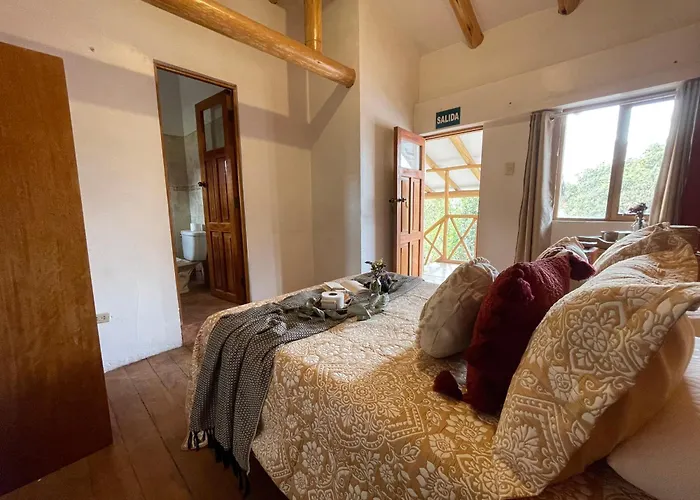 ゲストハウス Casa Paqocha - & Garden - Shared Kitchen And Hot Water